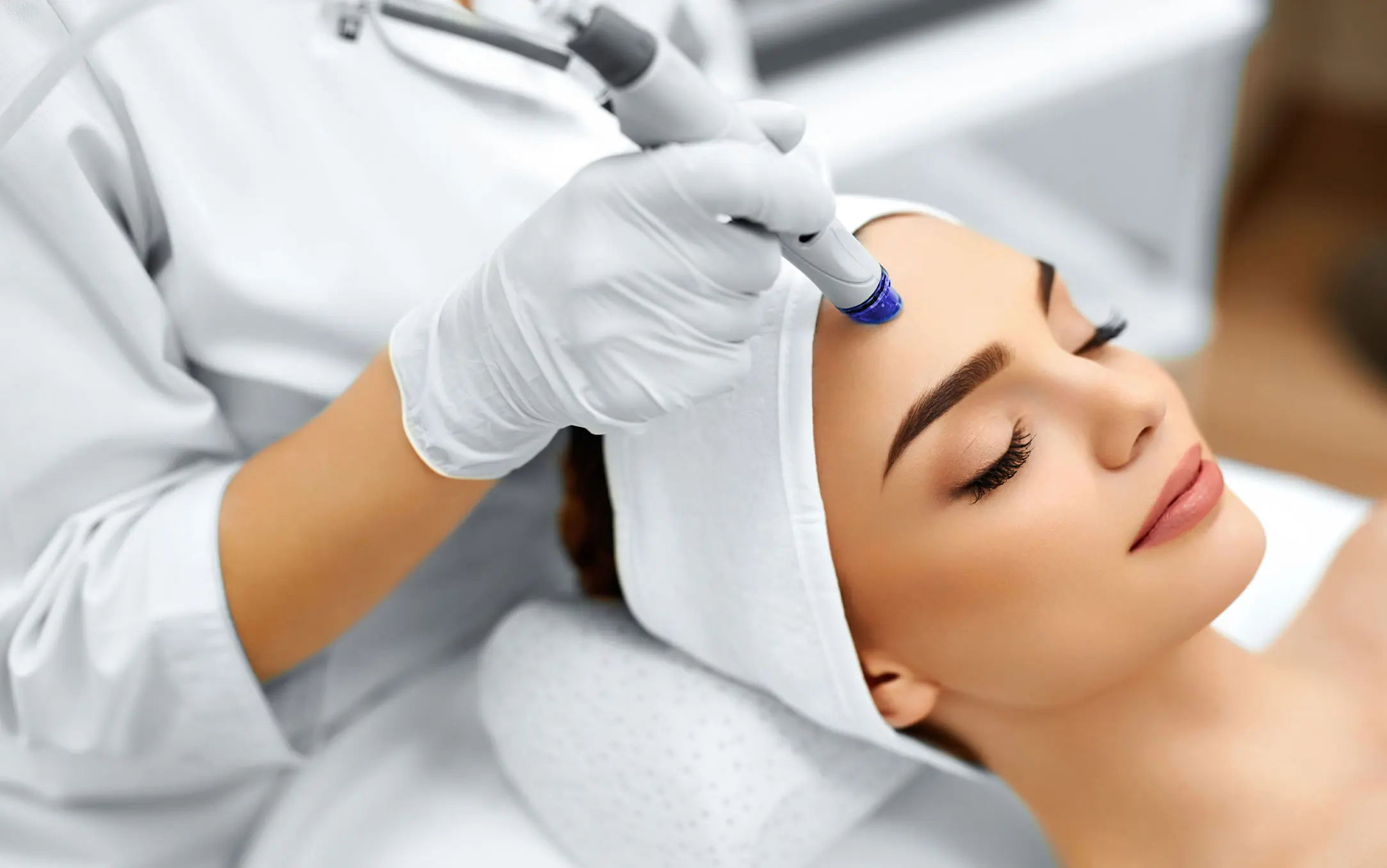 What Is Collagen Lift Therapy and How Can It Help Ageing, Loose Skin Greater London (Newham)?